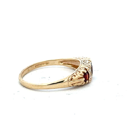 9ct yellow gold ring size O1/2, unbranded, featuring a simple band design with a polished finish.