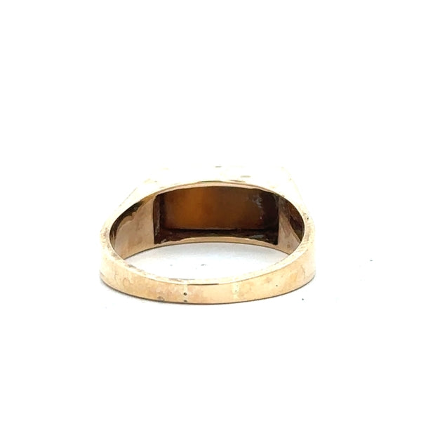 9ct yellow gold ring in size P1/2 with a smooth band, unbranded jewelry showcasing classic elegance.