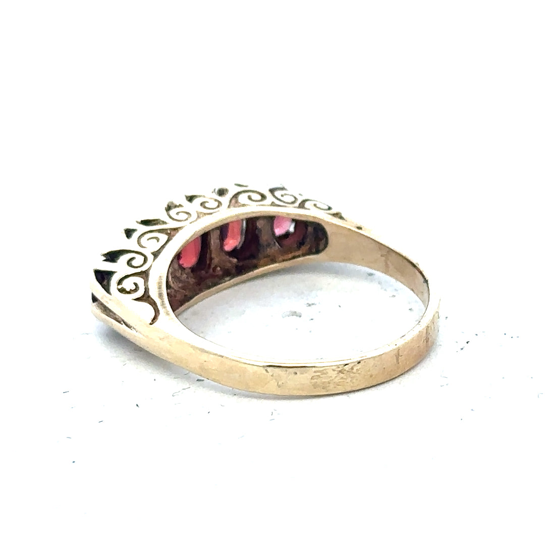 9ct yellow gold ring in size Q with a smooth band, unbranded, displayed on a neutral background.