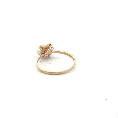9ct yellow gold ring in size Q with a smooth band, unbranded jewelry craftsmanship, shown on a plain background.