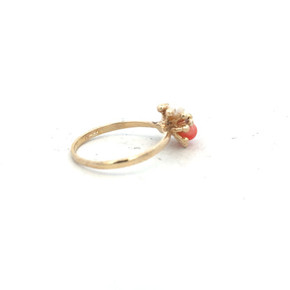 9ct yellow gold ring in size Q featuring a smooth band, unbranded jewelry piece with a polished finish.