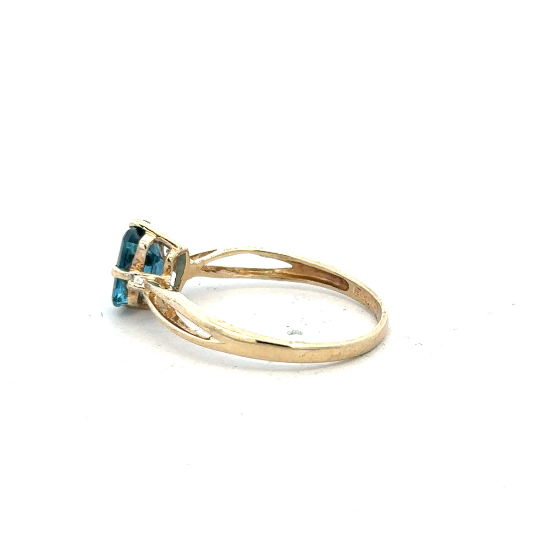 9ct yellow gold ring size S, unbranded, showcasing a smooth, polished band with a warm golden finish.