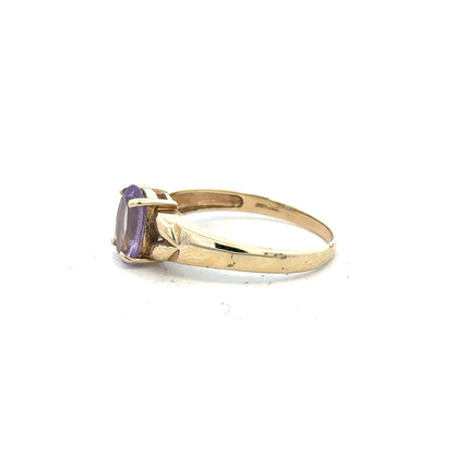 9ct yellow gold ring size S, unbranded, showcasing a smooth, polished band with a classic design.