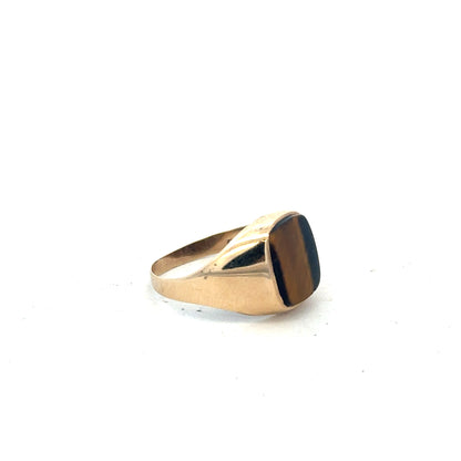 9ct yellow gold ring in size T1/2 with a smooth band, unbranded, displayed on a neutral background.