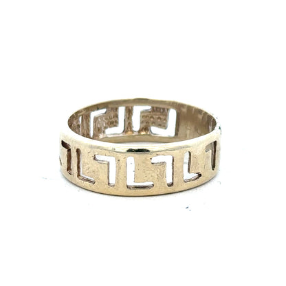 9ct yellow gold ring in size Z with a smooth band, unbranded, designed for elegant everyday wear.