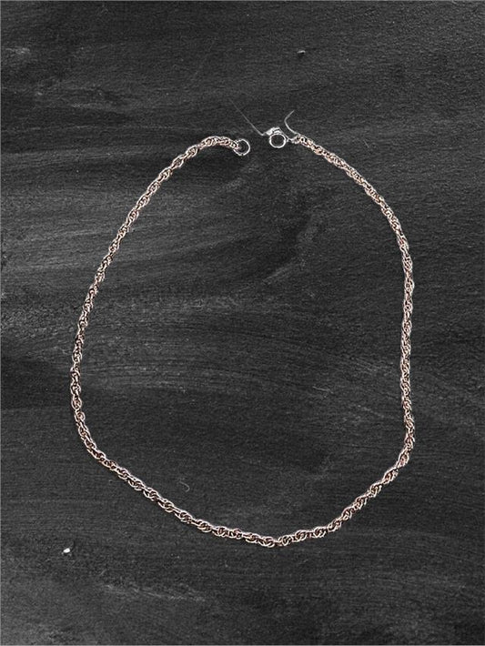 9ct yellow gold rope chain, 16-inch length, 9.4g, unbranded, close-up of the textured gold link chain.