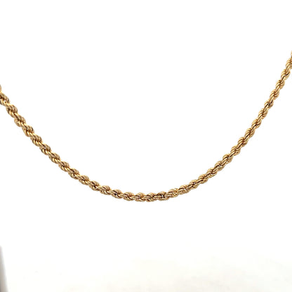 9ct yellow gold rope chain, unbranded, 3.7g, close-up of the textured gold chain with intricate rope design.