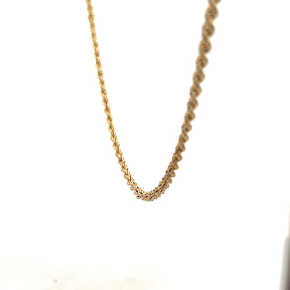 9ct yellow gold rope chain, unbranded, 3.7g, close-up of the textured gold chain with detailed links.