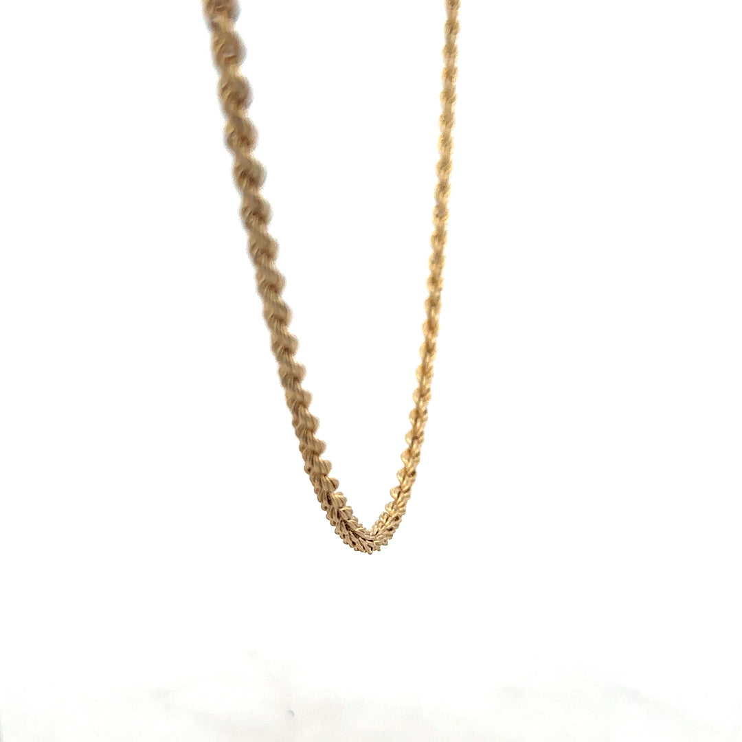 9ct yellow gold rope chain weighing 3.7g, unbranded jewelry chain with intricate twisted design, close-up view of the chain.