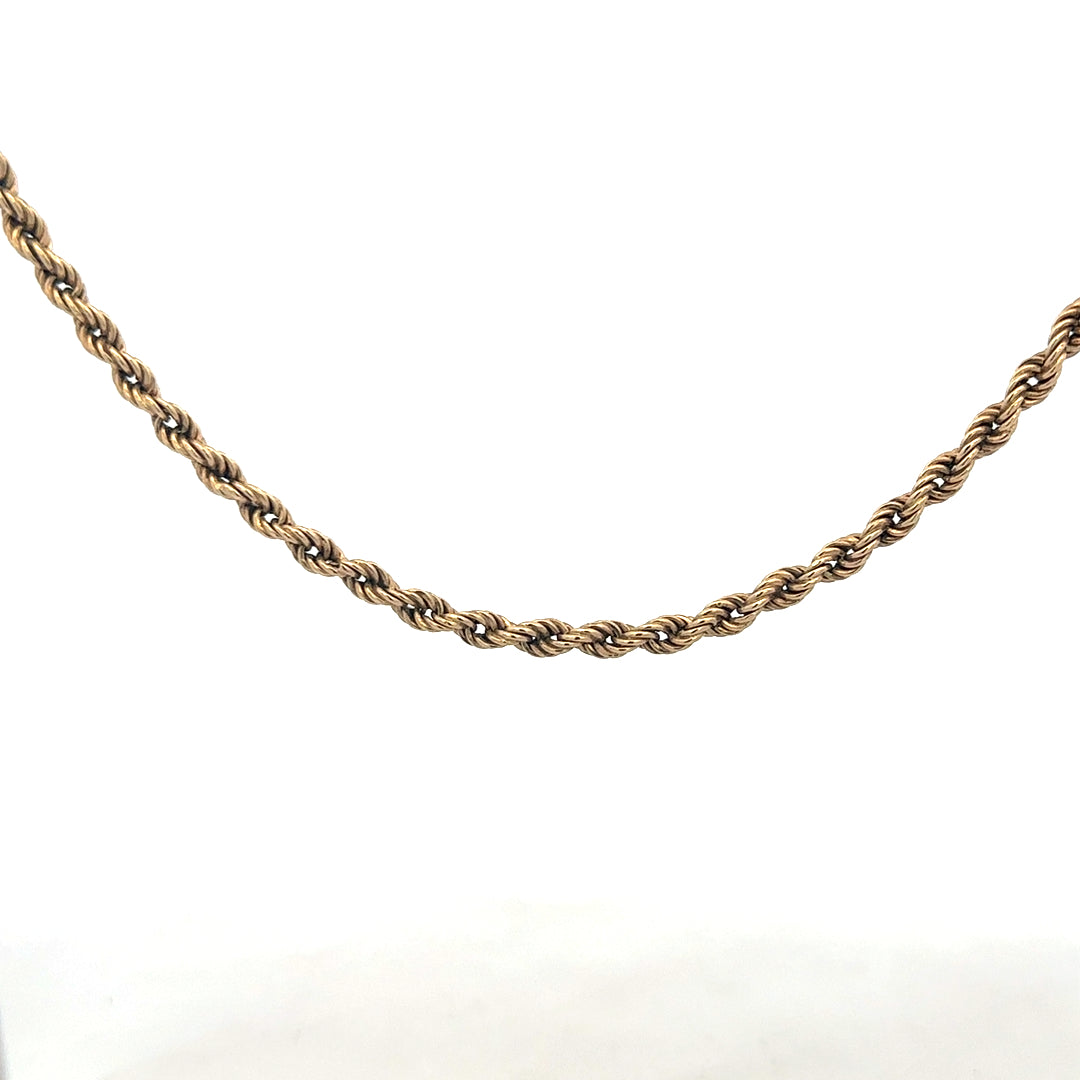 9ct yellow gold rope chain, unbranded, 7g, showcasing a detailed twisted design on a jewelry chain.