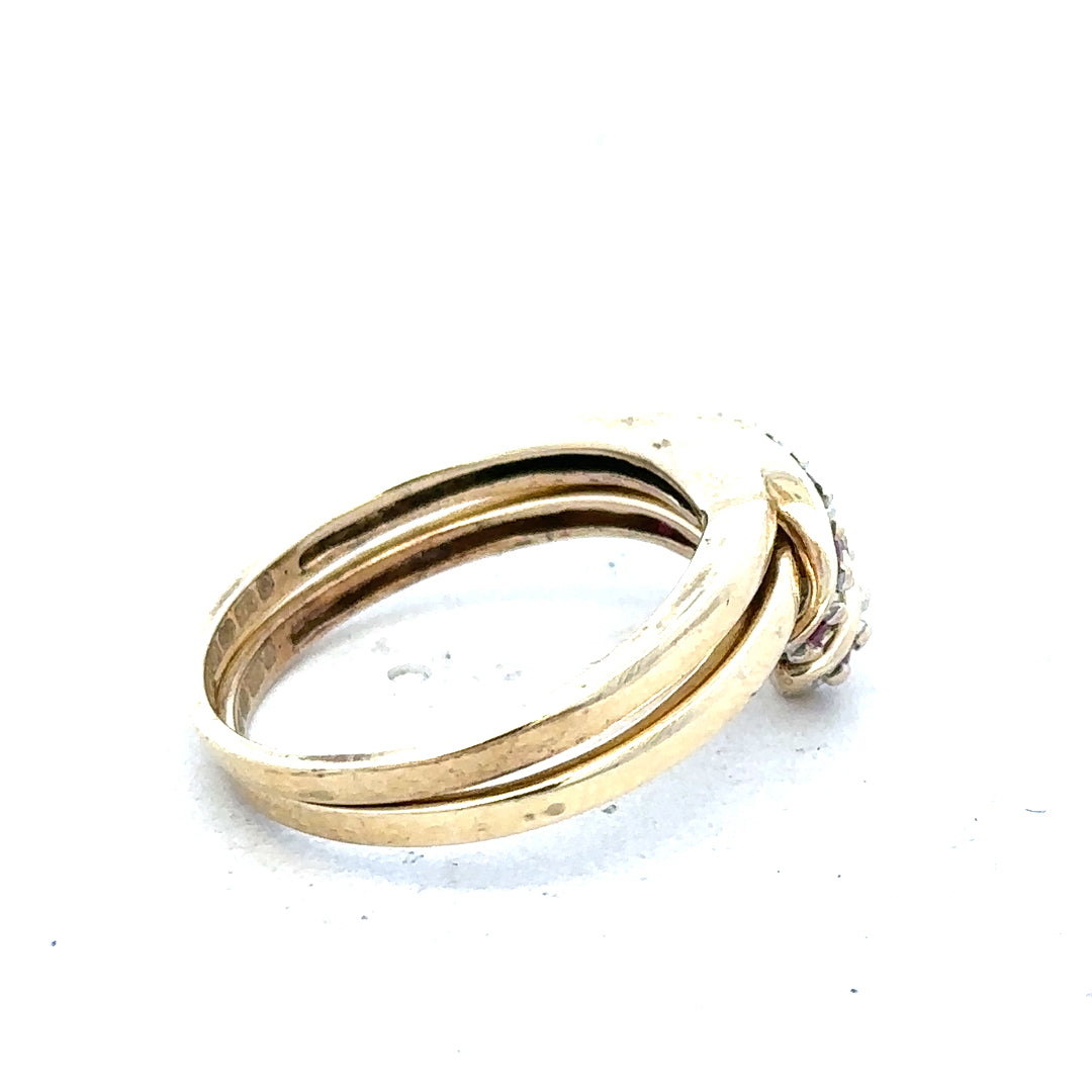 9ct yellow gold ruby ring in size O with a central red ruby gemstone, unbranded jewelry, detailed close-up image