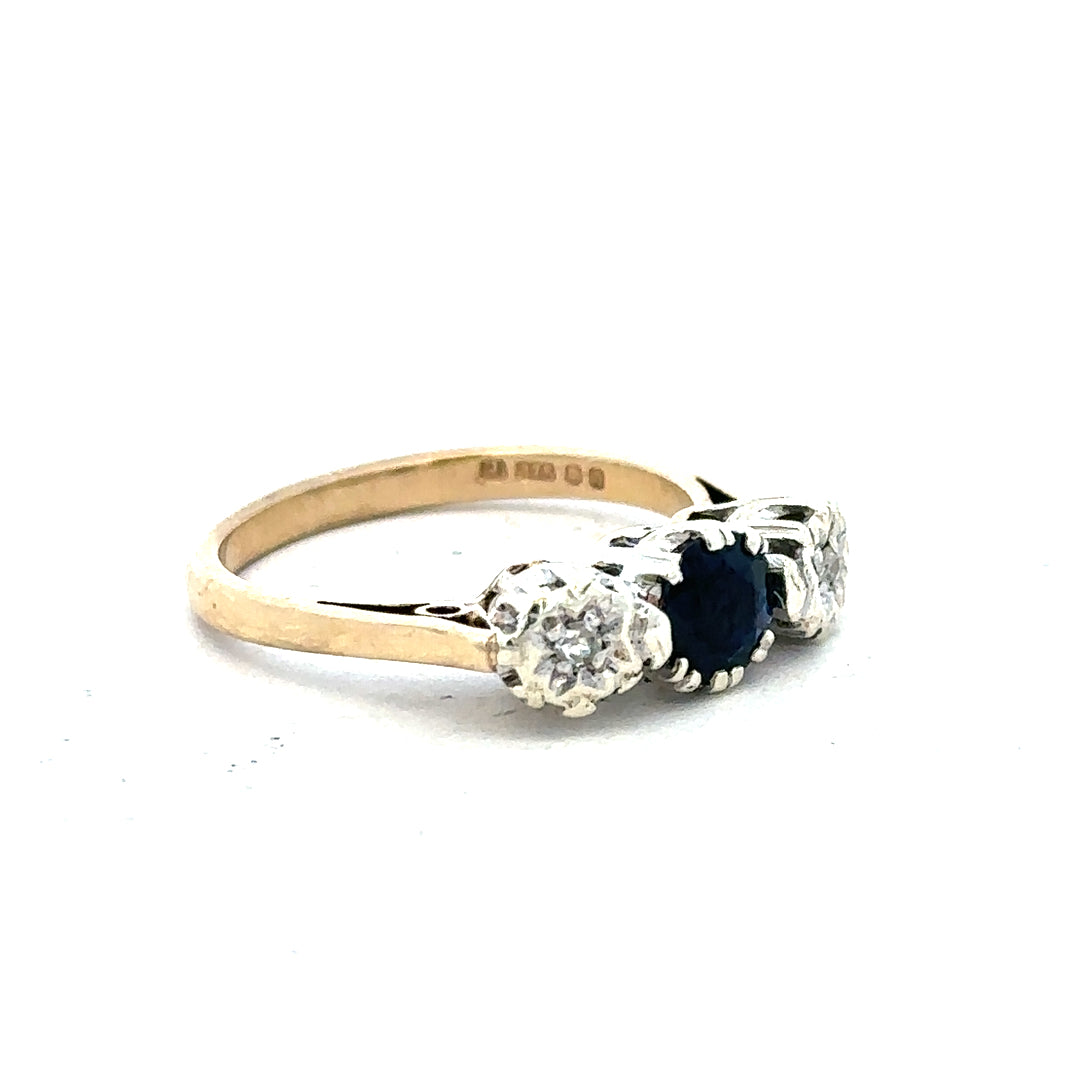 9ct yellow gold sapphire and diamond ring, size L1/2, featuring a central sapphire gemstone and sparkling diamonds.