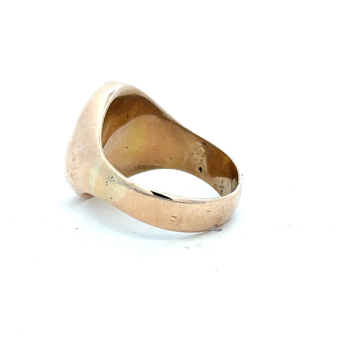 9ct yellow gold signet ring in size S1/2, unbranded, showcasing a smooth, polished surface and classic design.