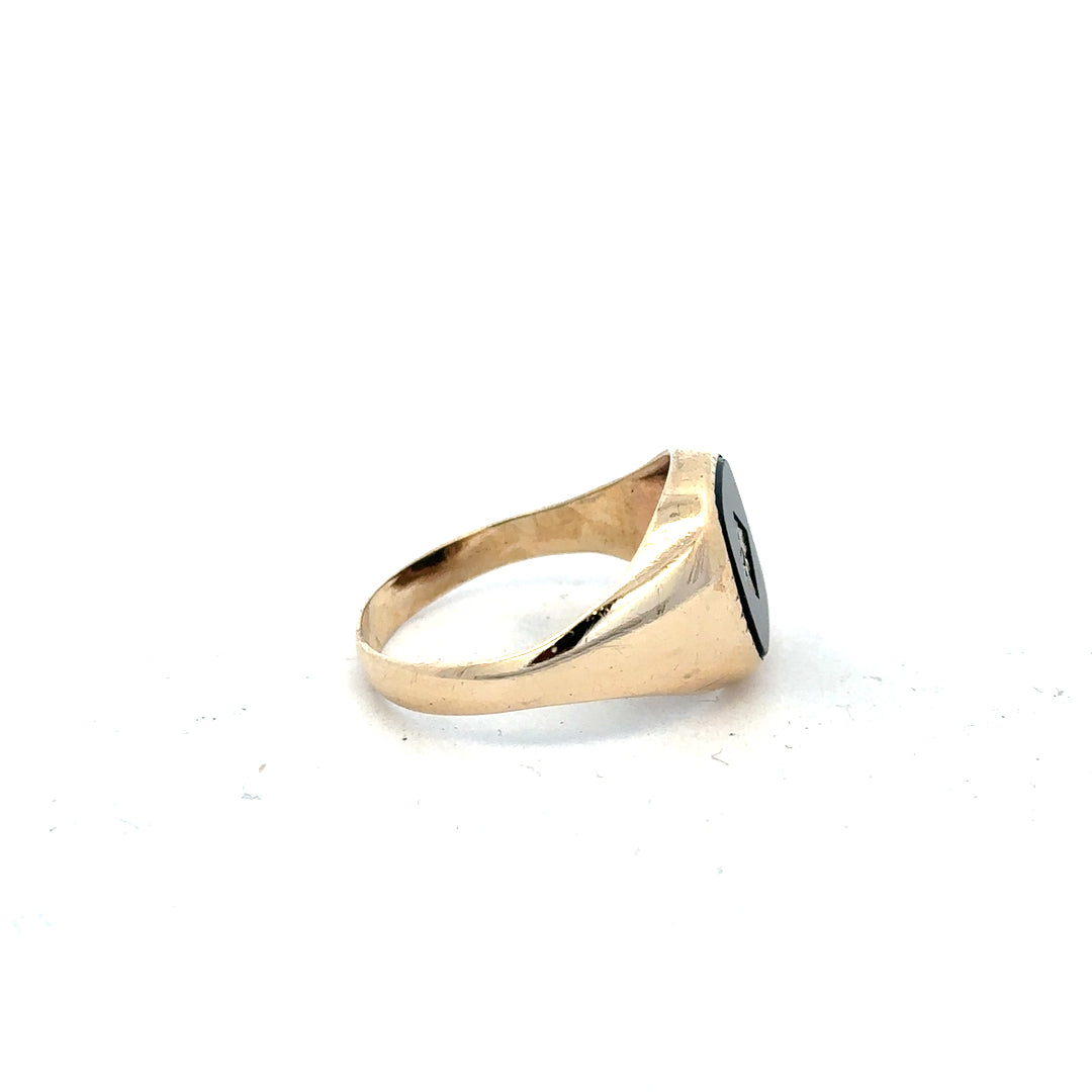 9ct yellow gold signet ring in size X with a smooth, polished surface and classic design, unbranded jewelry accessory.