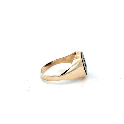 9ct yellow gold signet ring in size X with a smooth, polished surface and classic design, unbranded jewelry accessory.