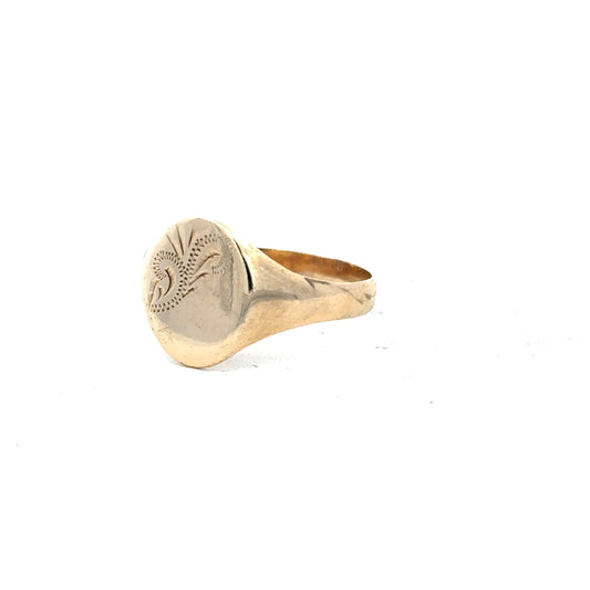 9ct yellow gold signet ring in size Y, featuring a smooth polished finish, unbranded jewelry, classic men's or women's accessory