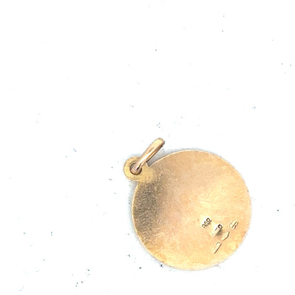 9ct yellow gold St Christopher pendant weighing 3.1g, unbranded jewelry piece with detailed religious design.