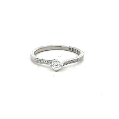 Platinum diamond ring with a sparkling diamond, presented in a complete box set, size S, unbranded jewelry accessory.
