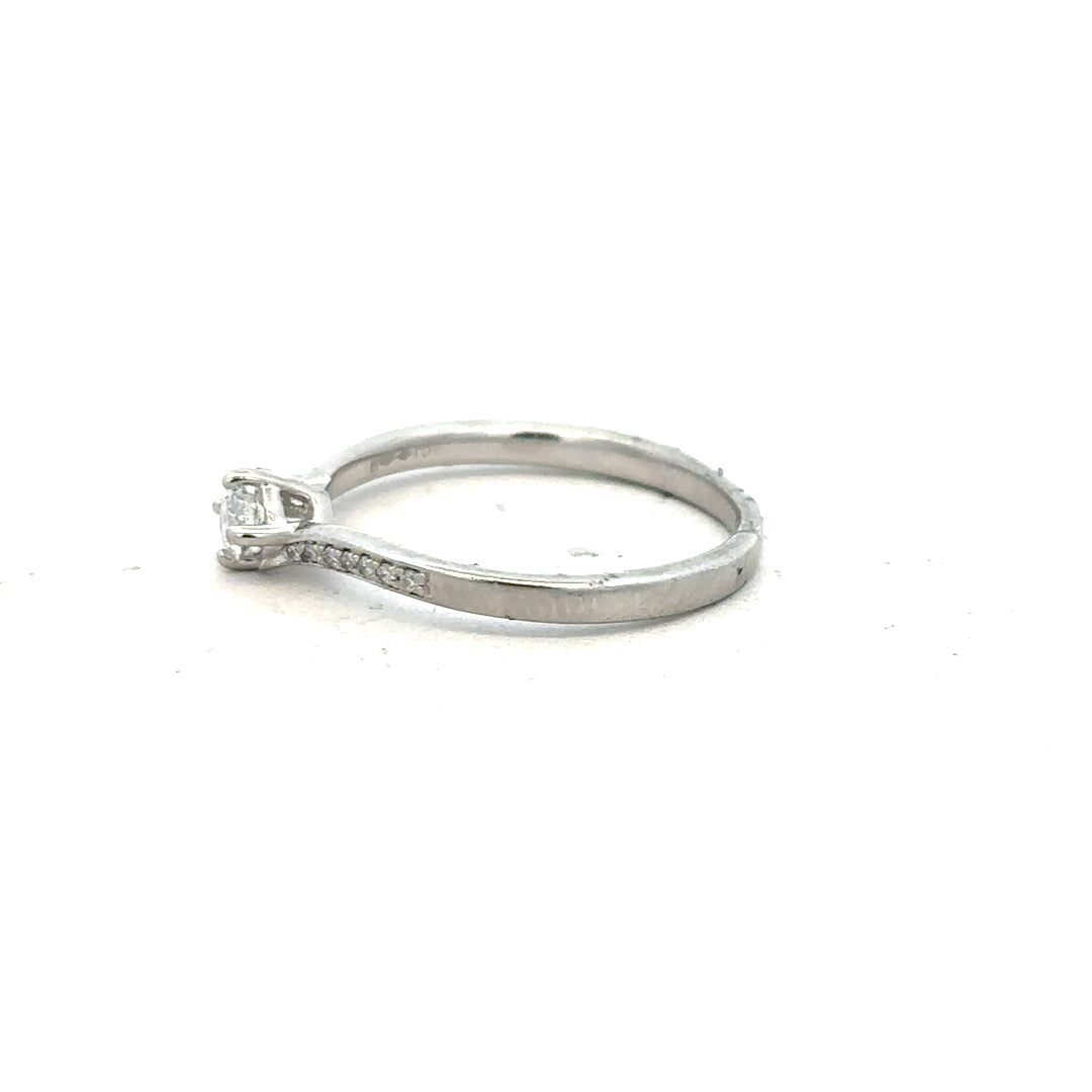 Platinum diamond ring with a complete box set, size small, featuring a sparkling diamond band and elegant packaging.