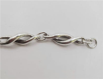 Silver bracelet, 19cm length, 14.4g weight, unbranded jewelry, with a sleek and simple design.