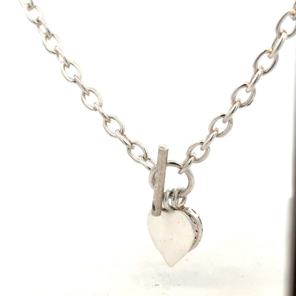 Silver chain weighing 32.4g, unbranded, with a detailed close-up showing its links and metallic shine.
