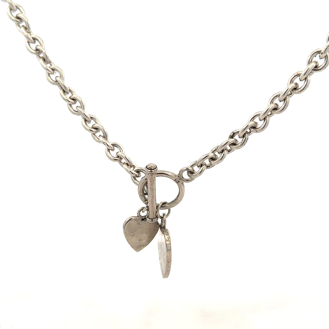 Silver chain weighing 36.5g with a classic link design, suitable for jewelry or accessories.