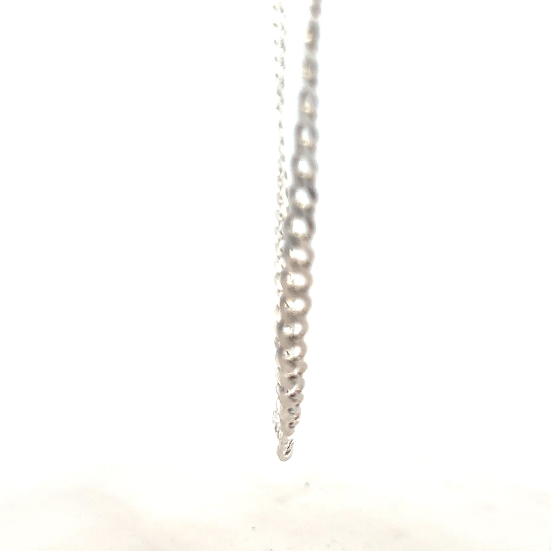 Silver curb chain, unbranded, 16.4g, showcasing the classic linked design with a polished finish.