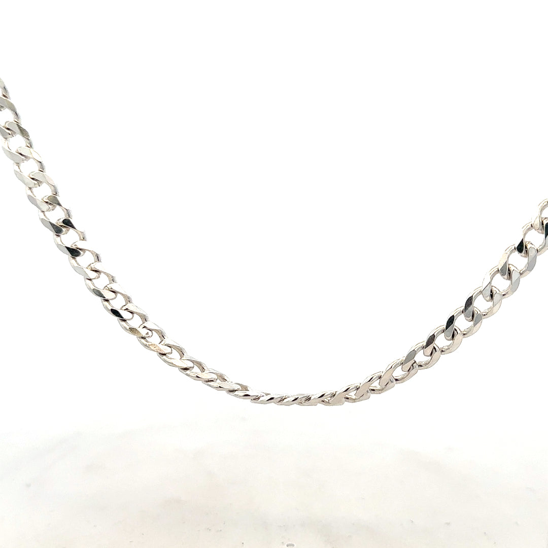 Silver curb chain weighing 27.8g, featuring classic linked design, ideal for jewelry or accessories.
