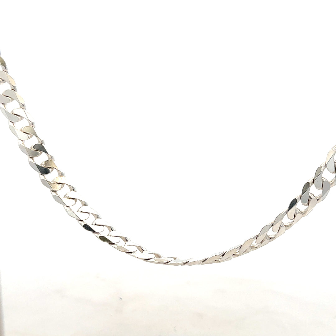 Silver curb chain weighing 44.6g, displayed with detailed links, made of unbranded durable jewelry chain.