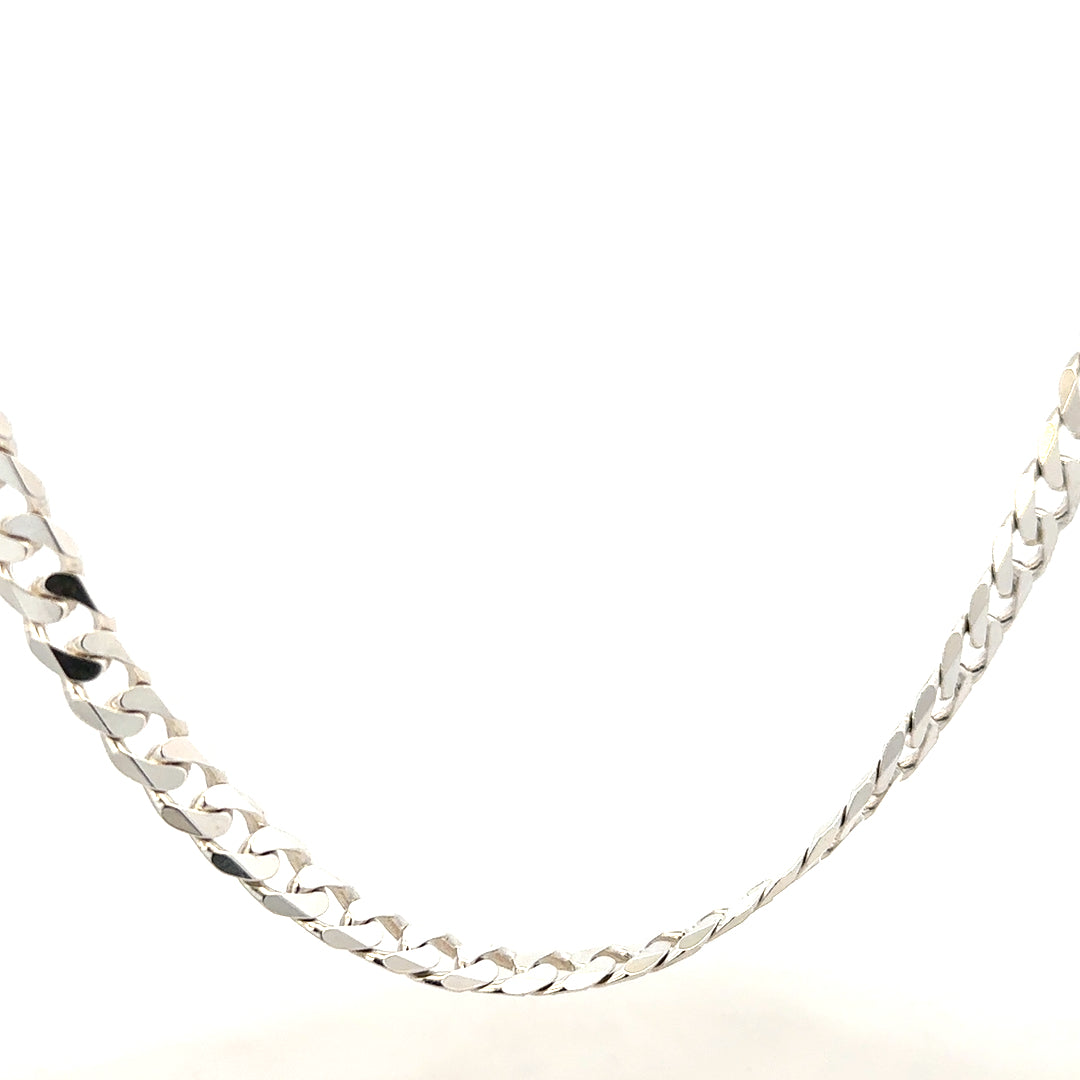 Silver curb chain weighing 44.6g, featuring classic linked design, perfect for jewelry making or layered accessories.