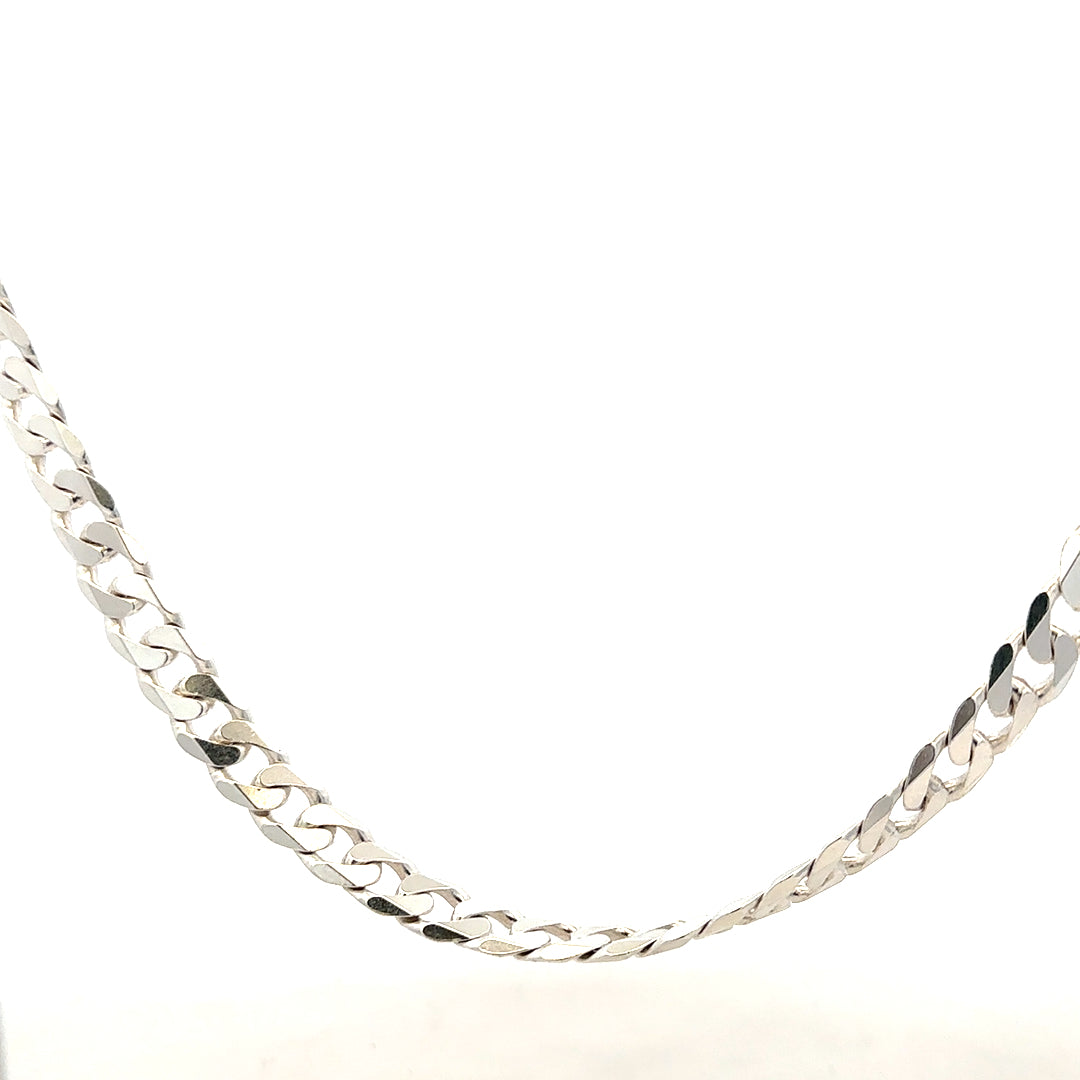 Silver curb chain weighing 44.6g, featuring classic linked design, suitable for jewelry or accessories.