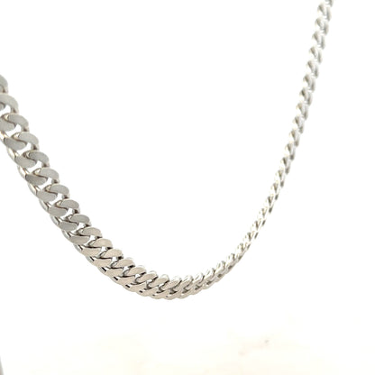 Silver curb chain weighing 51.8g, crafted with durable links, perfect for stylish jewelry or accessory projects.