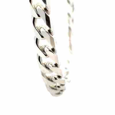 Silver curb chain weighing 159.4g, featuring classic links, perfect for jewelry making or stylish accessories.