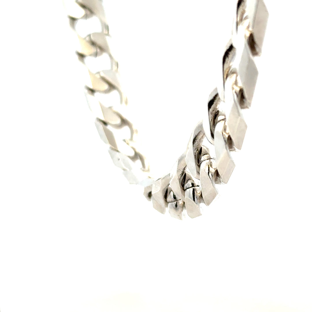 Silver curb chain weighing 159.4g, featuring classic linked design, made of unbranded metal, shown in a detailed product image.