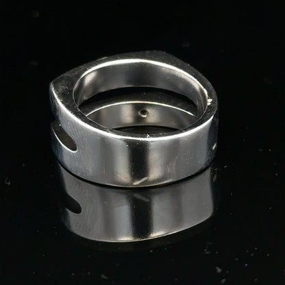 Silver hot diamond ring size R1/2 with sparkling diamonds and sleek band, unbranded jewelry accessory.