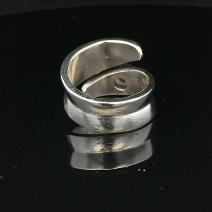 Silver ring size R with a sleek band, featuring a polished finish, designed for elegant everyday wear.