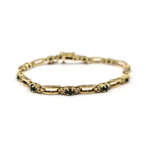 https://shared1.ad-lister.co.uk/UserImages/f9858451-6400-46df-9300-45516e64c4e1/Img/Bracelets/9ct-yellow-gold-120-carat-emerald--100-carat-diamond-bracelet-p1.jpg